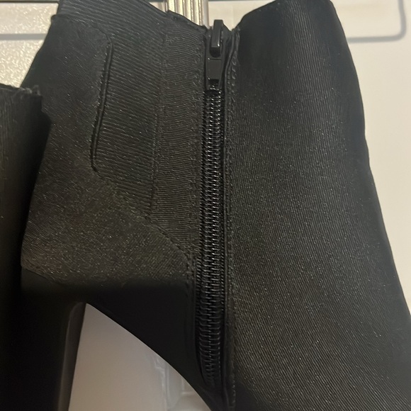 Anne Klein Sport 
Blk fabric ankle boots nc
3 inch heal - Picture 3 of 3